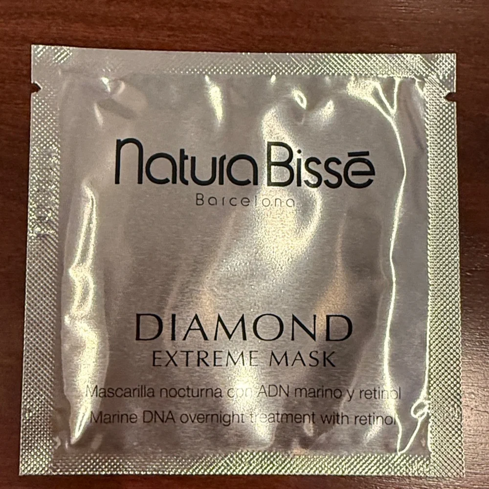 Natura Bisse Diamond EXTREME and Diamond EXTREME MASK - Picture 2 of 5